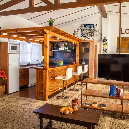 Apartamento Loft La Encina Torrejón el Rubio Kültér fotó